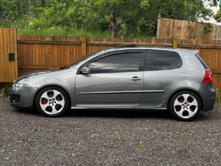 /photos/12489/2c73d8d9-28cd-4d60-8f0f-a1e0e53f2b70_i320x240.jpg