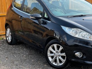 /photos/12489/4794384c-43d1-411f-a5cc-55837566cd06_i320x240.jpg