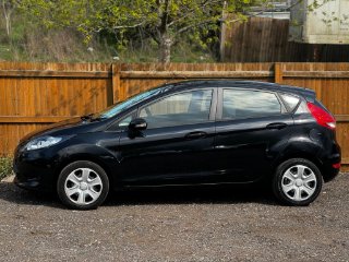 /photos/12489/7f6fb0a5-8a90-4d50-8a23-a06d7a7c1eeb_i320x240.jpg