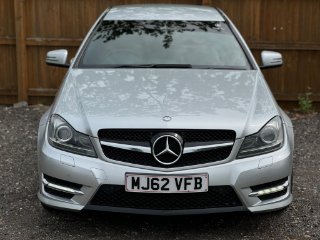 /photos/12489/b80bd123-456c-4f39-b5b1-8c2c0398e2b4_i320x240.jpg
